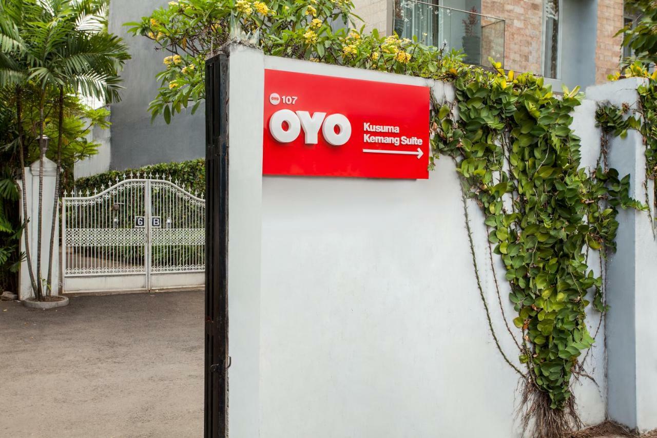 Oyo 107 쿠수마 크망 스위트 호텔 자카르타 외부 사진